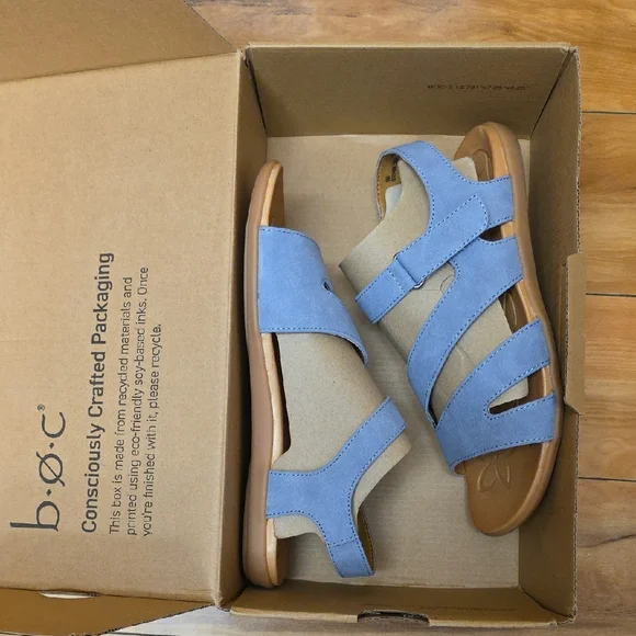 BOC by Born Hollyn Adjustable Strap Footbed Comfort Sandals Light Blue - Picture 10 of 12